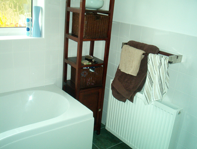 PDJ Builders - Domestic building bathroom refurbishment